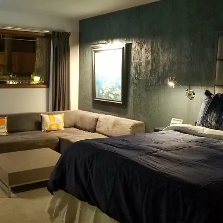 The 3060 Guest House